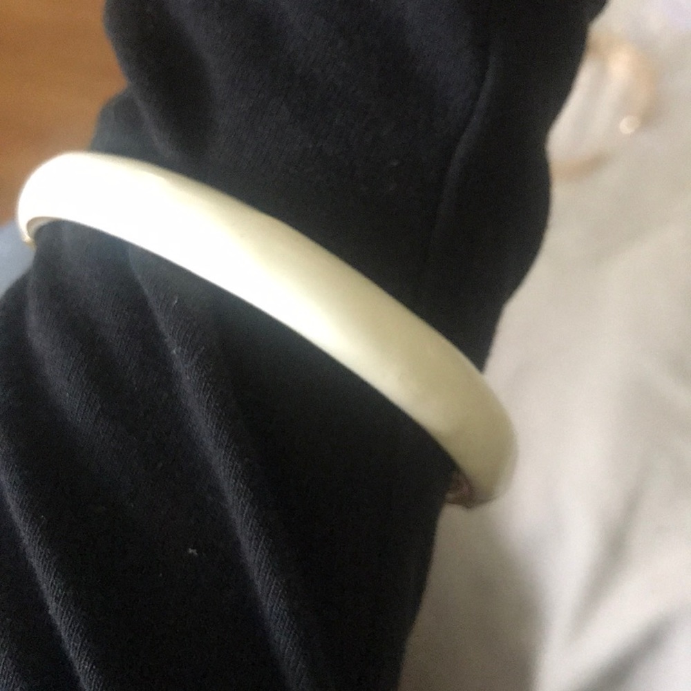 Bumblebee Bracelet - image 3